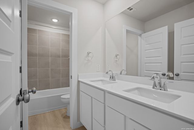 5610 Franklin Hills, Von Ormy, TX 78073