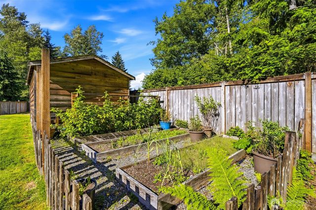 8424 96th Street NE, Marysville, WA 98270