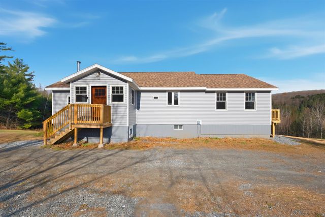 212 Chelsea Road, Corinth, VT 05039