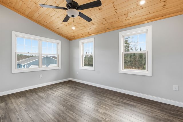 212 Chelsea Road, Corinth, VT 05039