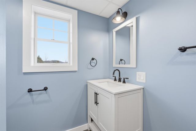 212 Chelsea Road, Corinth, VT 05039