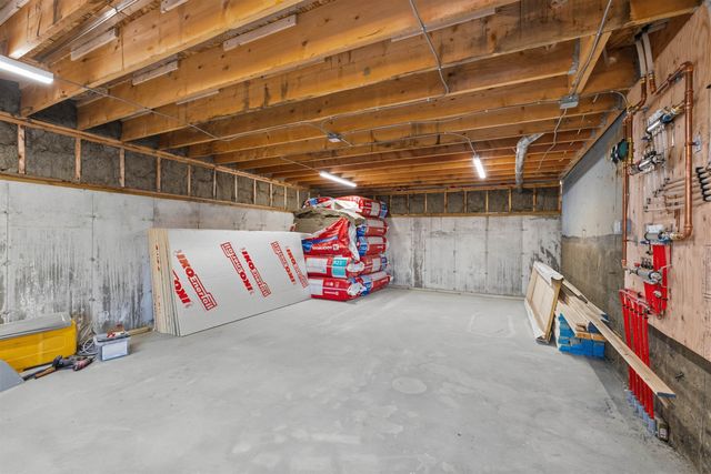 212 Chelsea Road, Corinth, VT 05039