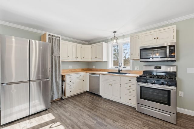 212 Chelsea Road, Corinth, VT 05039