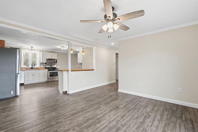 212 Chelsea Road, Corinth, VT 05039