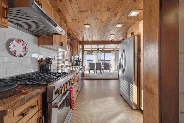 402 South Drive, Greece, NY 14612