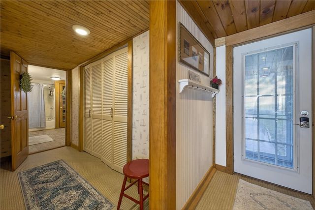 402 South Drive, Greece, NY 14612