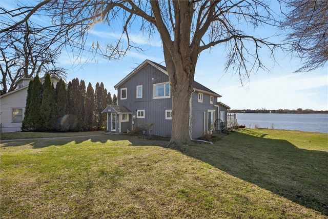 402 South Drive, Greece, NY 14612