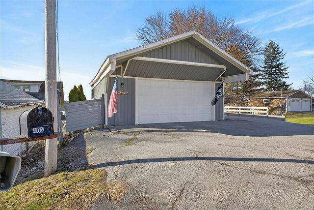 402 South Drive, Greece, NY 14612