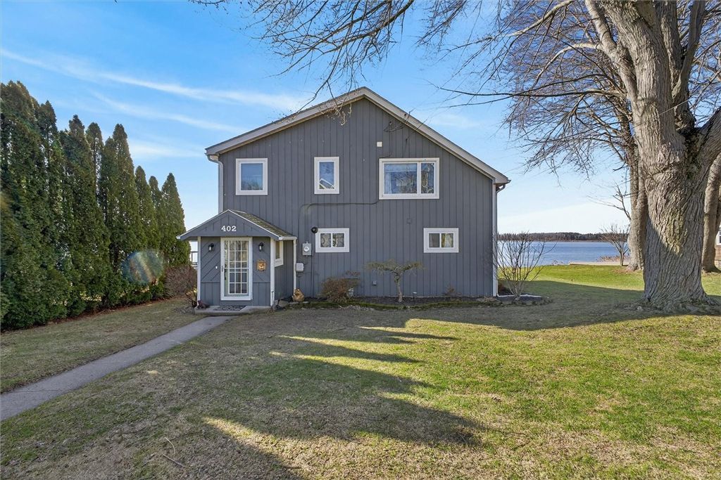 402 South Drive, Greece, NY 14612