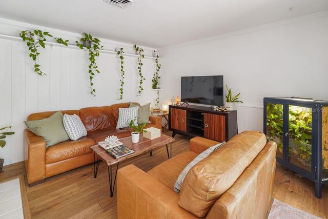 216 MATISSE CIRCLE N, Nokomis, FL 34275