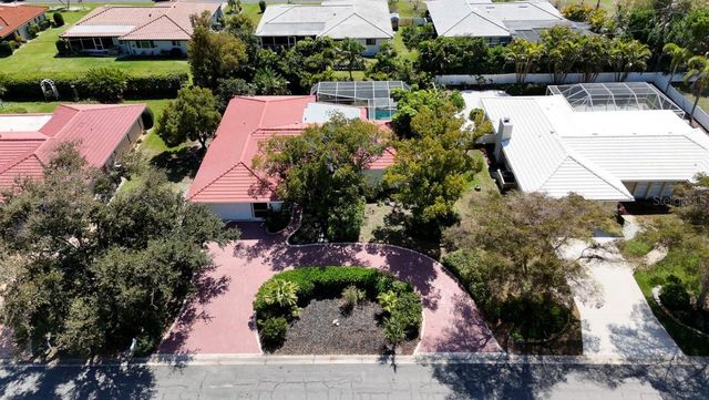 216 MATISSE CIRCLE N, Nokomis, FL 34275