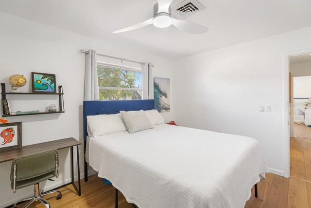 216 MATISSE CIRCLE N, Nokomis, FL 34275