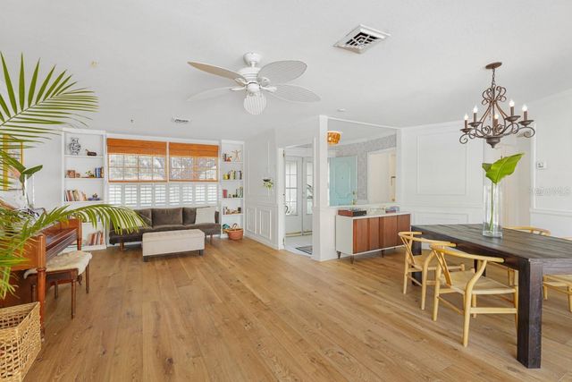 216 MATISSE CIRCLE N, Nokomis, FL 34275