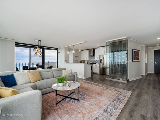 225 N Columbus Drive 6705, Chicago, IL 60601