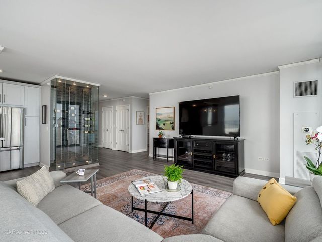 225 N Columbus Drive 6705, Chicago, IL 60601