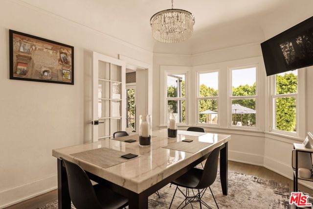 564 N Normandie Avenue, Los Angeles, CA 90004