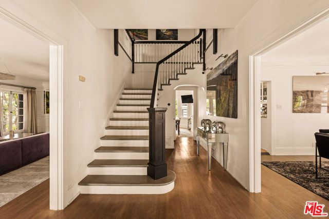 564 N Normandie Avenue, Los Angeles, CA 90004