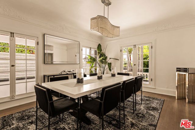 564 N Normandie Avenue, Los Angeles, CA 90004