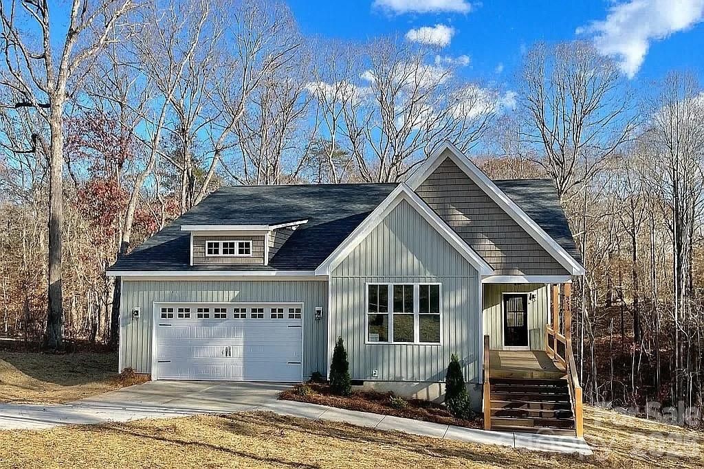 853 Spring Lake Drive, Iron Station, NC 28080