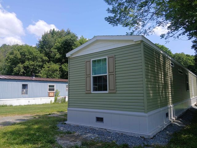 10 Daniels Drive, Enfield, NH 03748