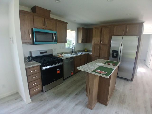 10 Daniels Drive, Enfield, NH 03748