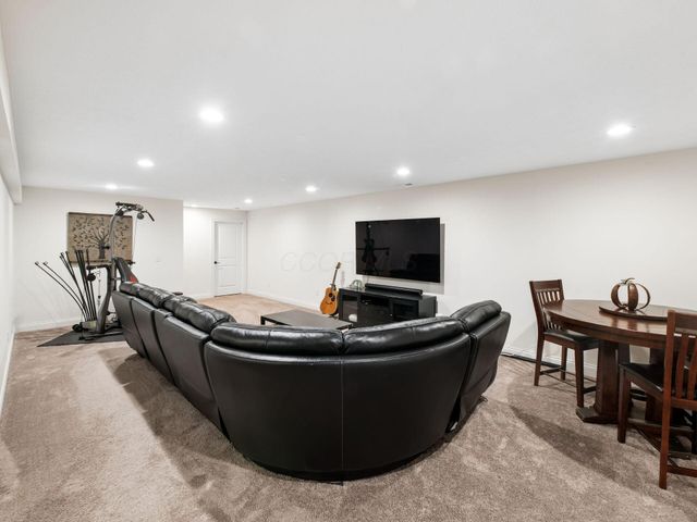 10345 Tipperary Drive, Plain City, OH 43064