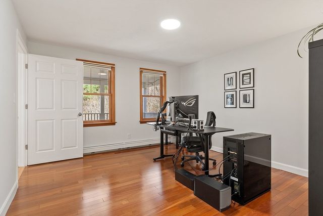933 Liberty Square Rd, Boxborough, MA 01719