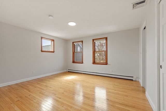 933 Liberty Square Rd, Boxborough, MA 01719