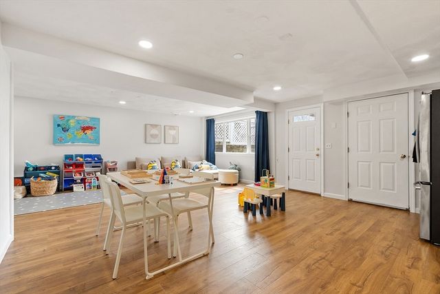 933 Liberty Square Rd, Boxborough, MA 01719