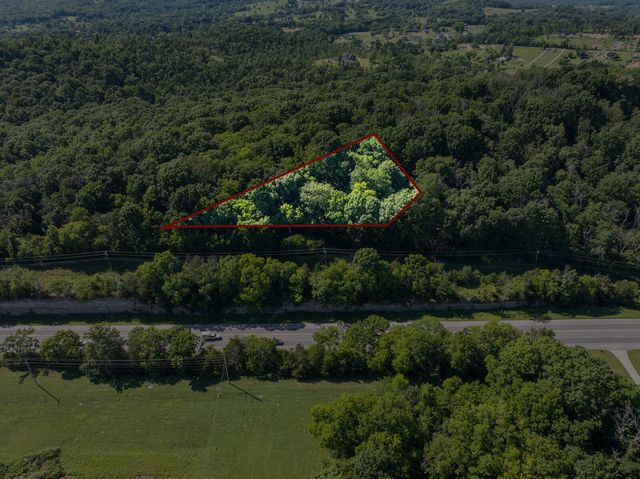 1153 Bear Creek Pike, Columbia, TN 38401