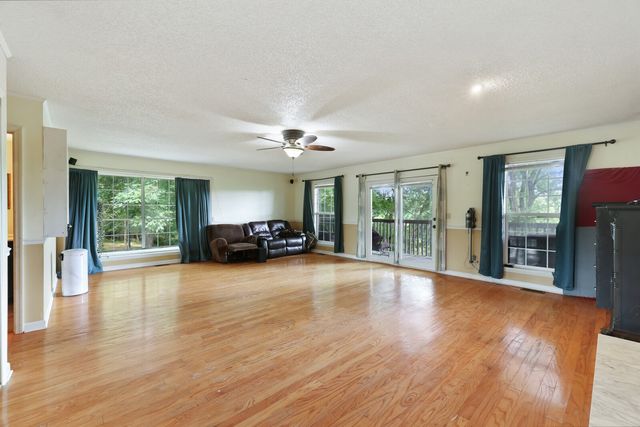 1153 Bear Creek Pike, Columbia, TN 38401
