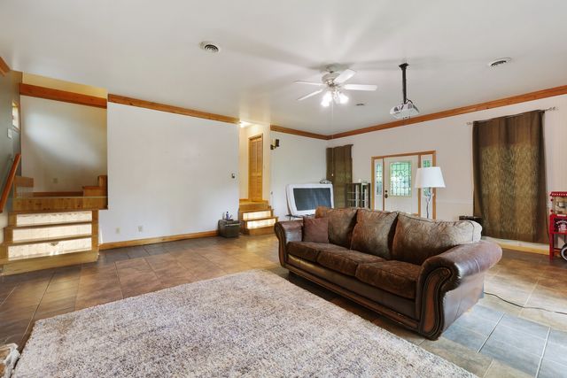 1153 Bear Creek Pike, Columbia, TN 38401