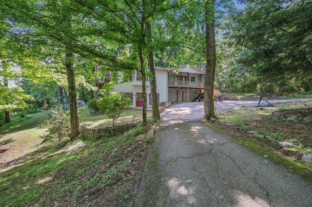 1153 Bear Creek Pike, Columbia, TN 38401