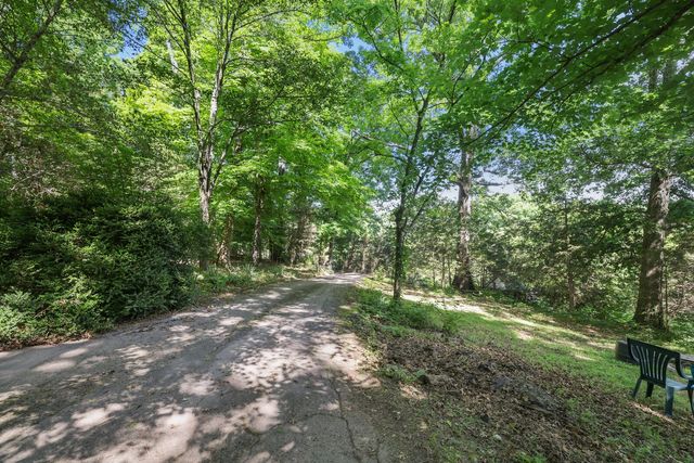 1153 Bear Creek Pike, Columbia, TN 38401