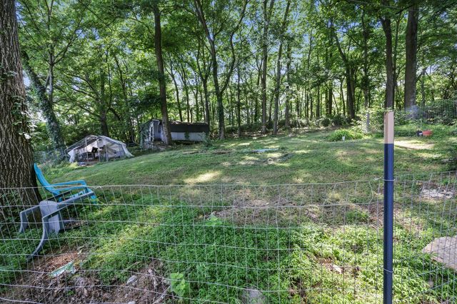 1153 Bear Creek Pike, Columbia, TN 38401