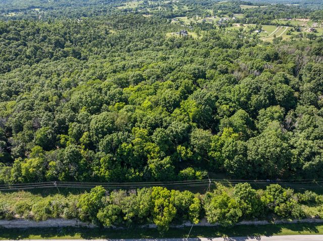 1153 Bear Creek Pike, Columbia, TN 38401