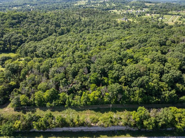 1153 Bear Creek Pike, Columbia, TN 38401