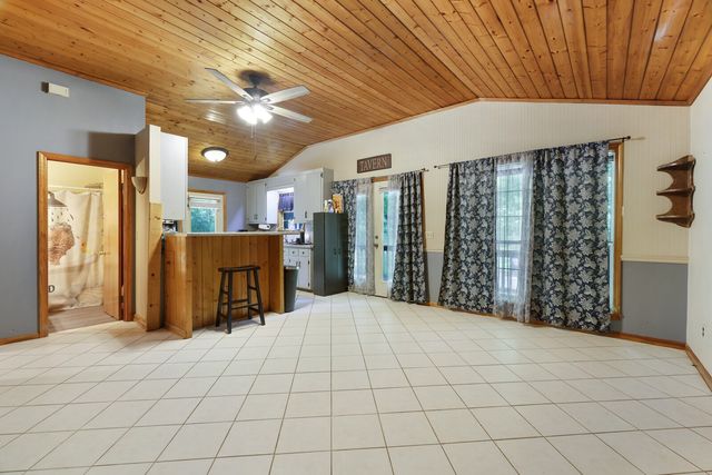 1153 Bear Creek Pike, Columbia, TN 38401