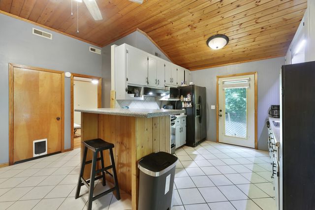 1153 Bear Creek Pike, Columbia, TN 38401