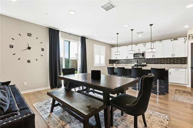 34510 Coconut Circle, Winchester, CA 92596