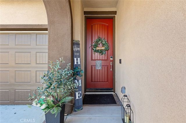 34510 Coconut Circle, Winchester, CA 92596