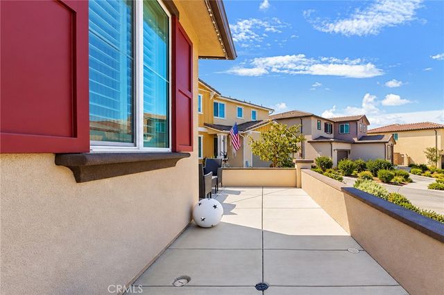 34510 Coconut Circle, Winchester, CA 92596