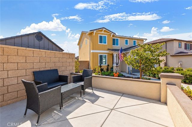34510 Coconut Circle, Winchester, CA 92596