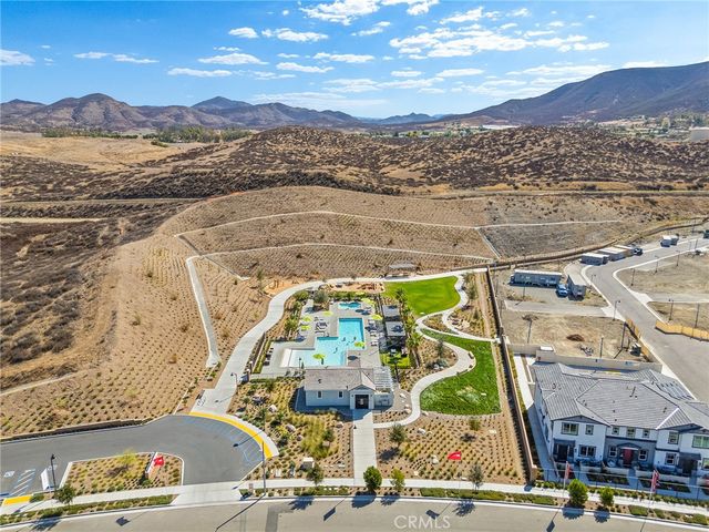 34510 Coconut Circle, Winchester, CA 92596