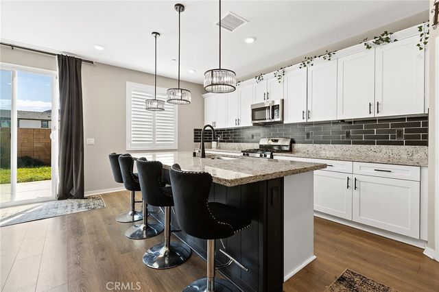 34510 Coconut Circle, Winchester, CA 92596
