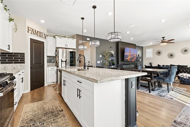 34510 Coconut Circle, Winchester, CA 92596