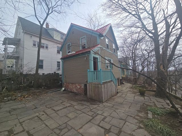 21 Mountain Avenue, Somerville, MA 02144