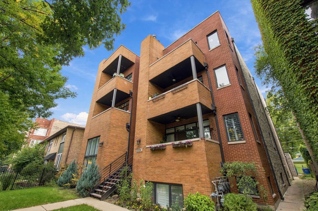 1528 W JONQUIL Terrace C2, Chicago, IL 60626 — exterior