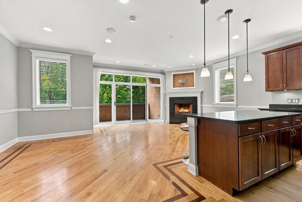 1528 W JONQUIL Terrace C2, Chicago, IL 60626 — photo 2
