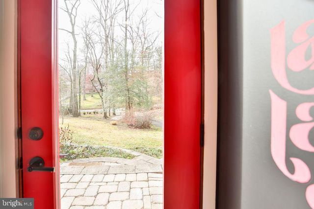 8518 FOREST ST, Annandale, VA 22003